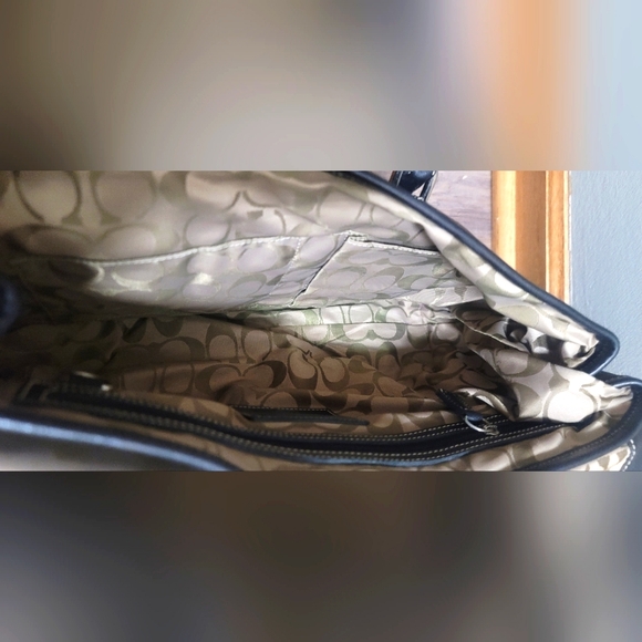 Coach Vintage Leather Hampton Soho Handbag Black . - Picture 9 of 11